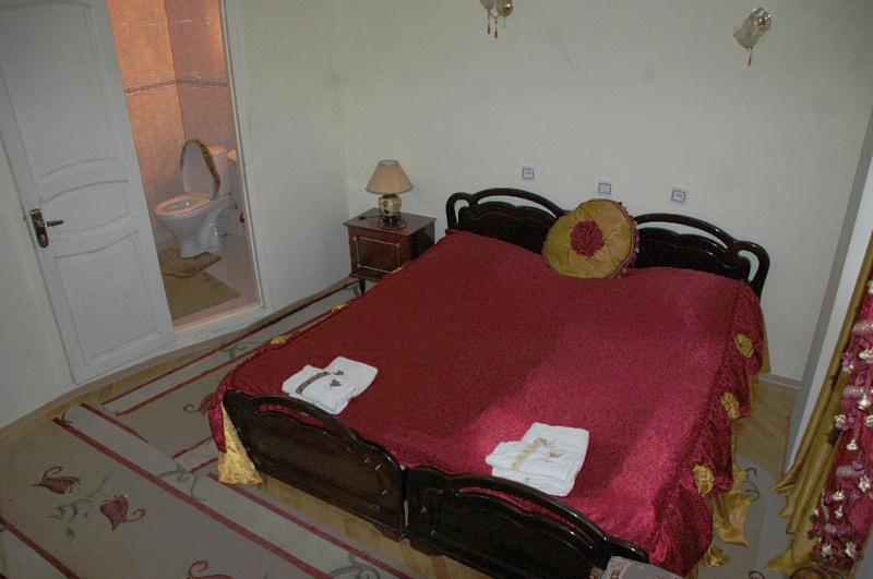 Hotel Edemi Kutaisi Pokoj fotografie