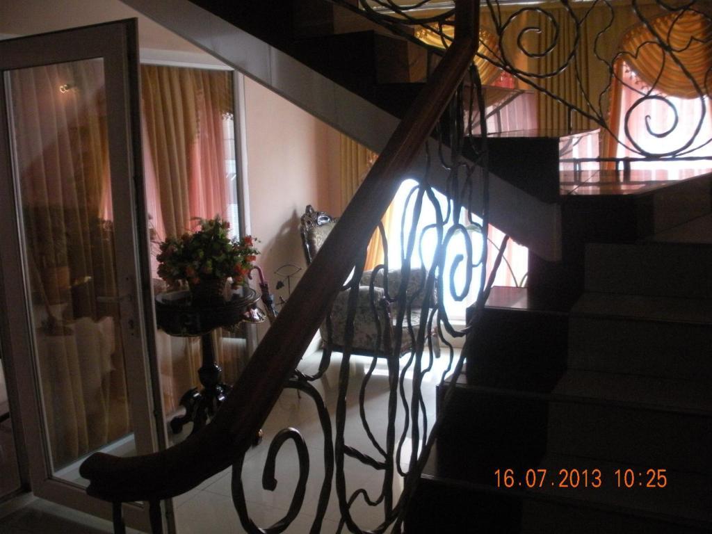 Hotel Edemi Kutaisi Pokoj fotografie